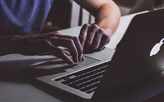 6连败夜炸锅！0分垫底，62岁穆帅怒堵裁判，欧冠神迹能否翻盘